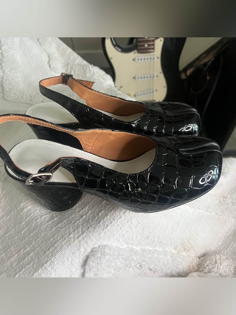 Maison Margiela *Style Tabi Black Patent Croc-Embossed Pumps